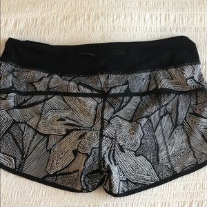 Lululemon speed short